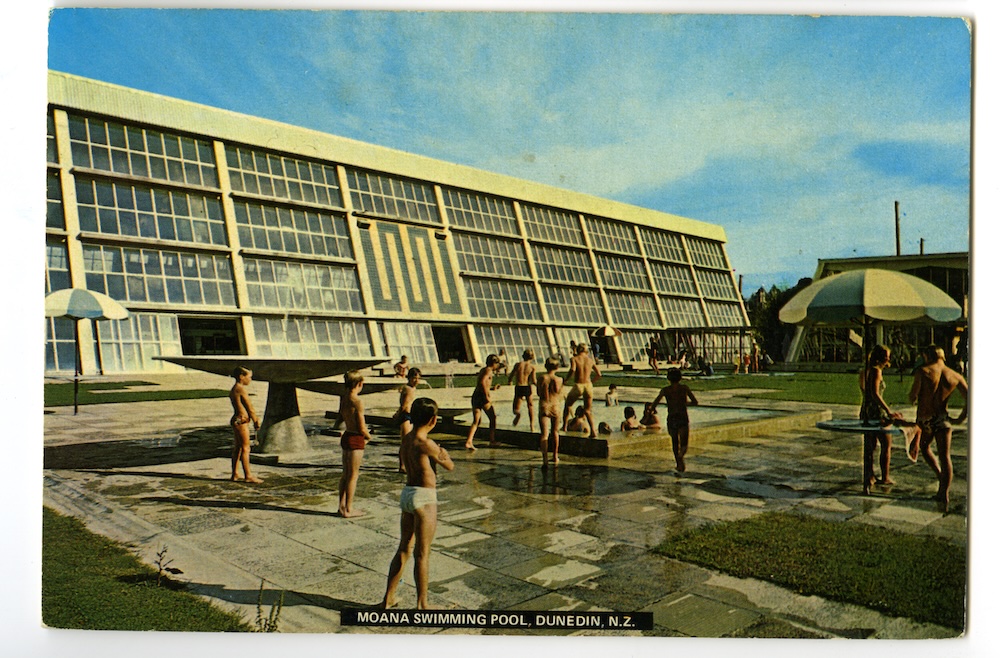 Fig. 9: ‘Moana Swimming Pool, Dunedin, NZ’, Pictorial Publications Ltd., Hastings