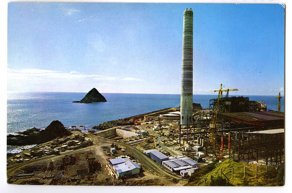 Fig. 4: New Plymouth Power Project, Taranaki, Gladys M. Goodall, Felicity Card Co. Ltd. / Whitcombe and Tombs Ltd.